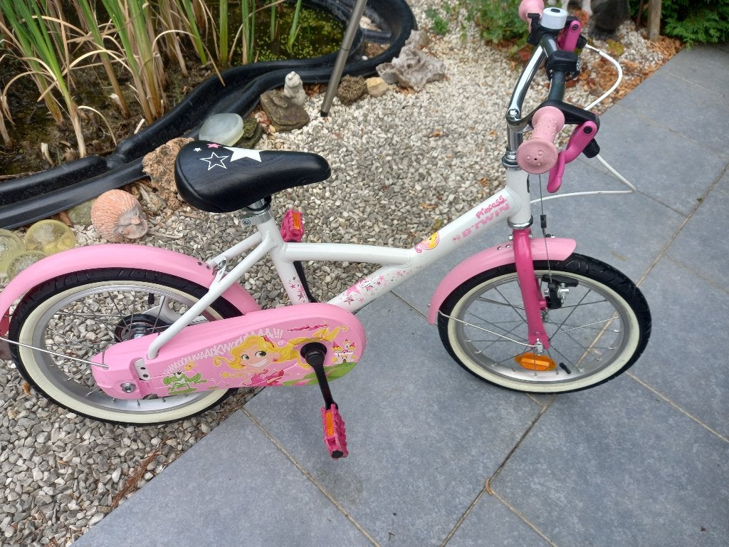 Vélo Decathlon 16 pouces princesse pour petite fille, Fietsen en Brommers, Fietsen | Meisjes, Zo goed als nieuw, 16 inch, Ophalen