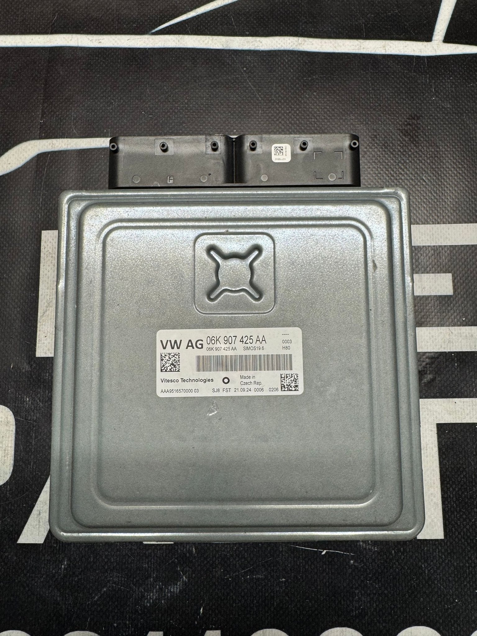 VAG Computer Motormanagement ECU 06K907425AA, -, Utilisé, -, -