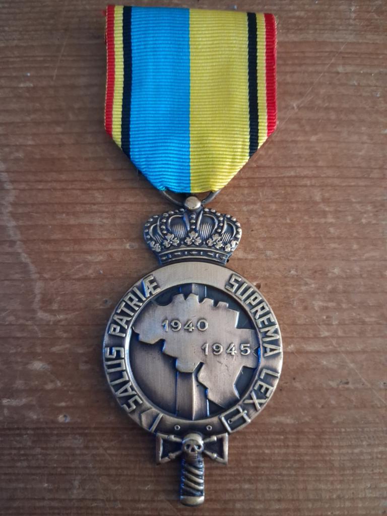 Médaille des anciens guerriers, Enlèvement ou Envoi