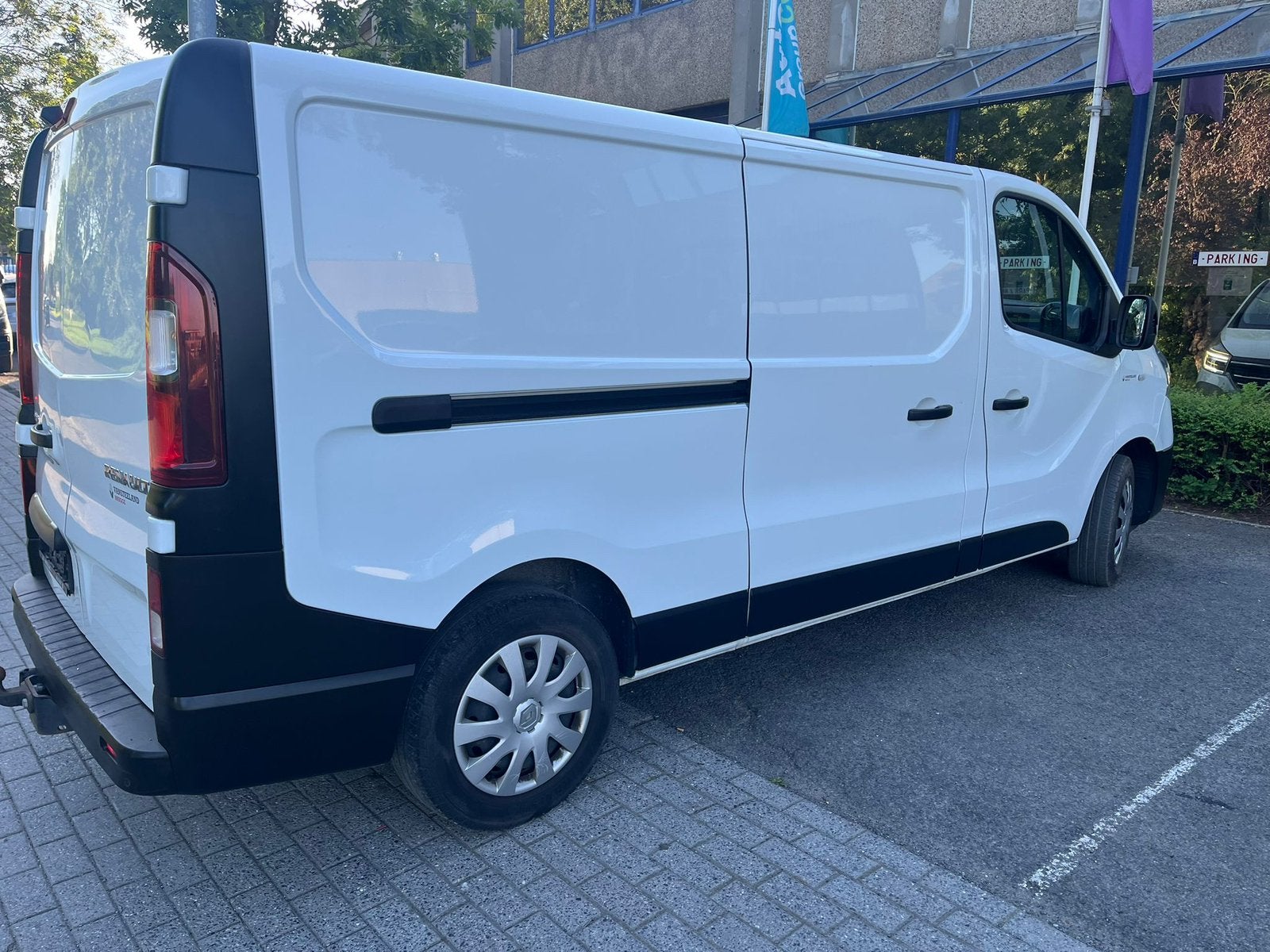 Renault trafic  2 L /  diesel euro 6 b / 2020, Autos, Achat, Euro 6, Entreprise, Renault