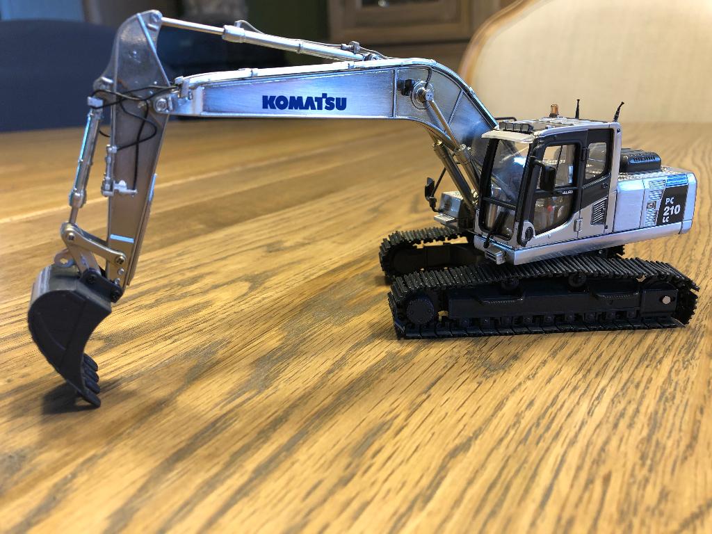 Komatsu PC210 LC, Enlèvement, Comme neuf, Grue, Tracteur ou Agricole, Autres marques