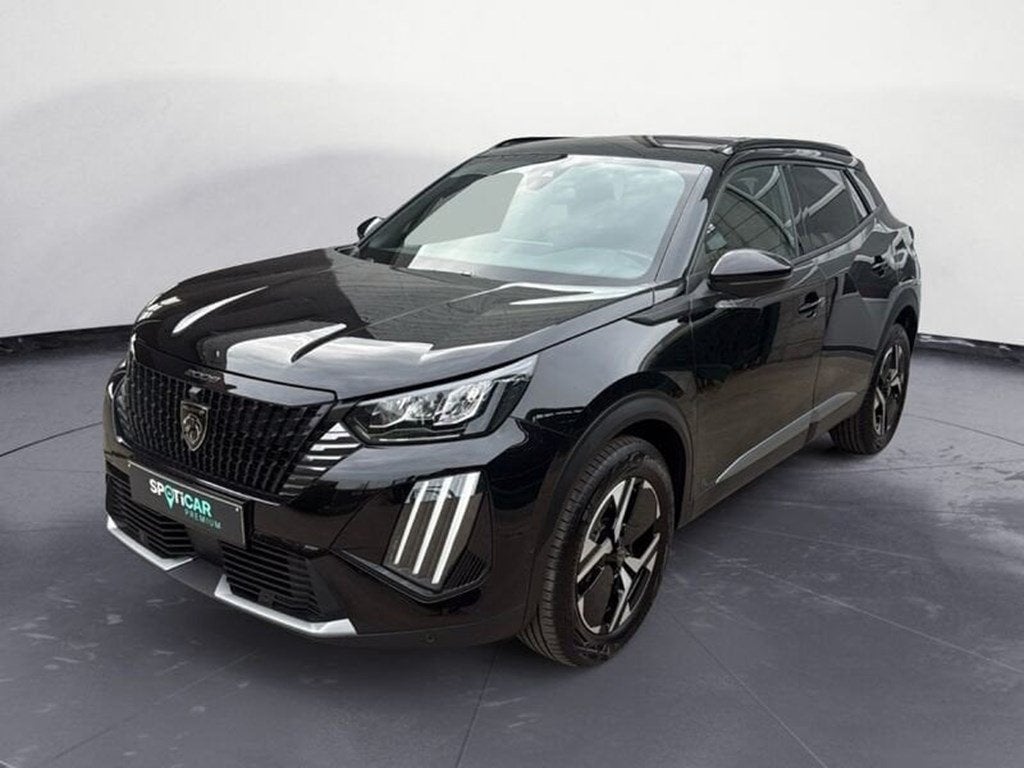 Peugeot 2008 Allure automaat hybrid met camera en sensoren, Zwart, 136 pk, Zwart, Bedrijf
