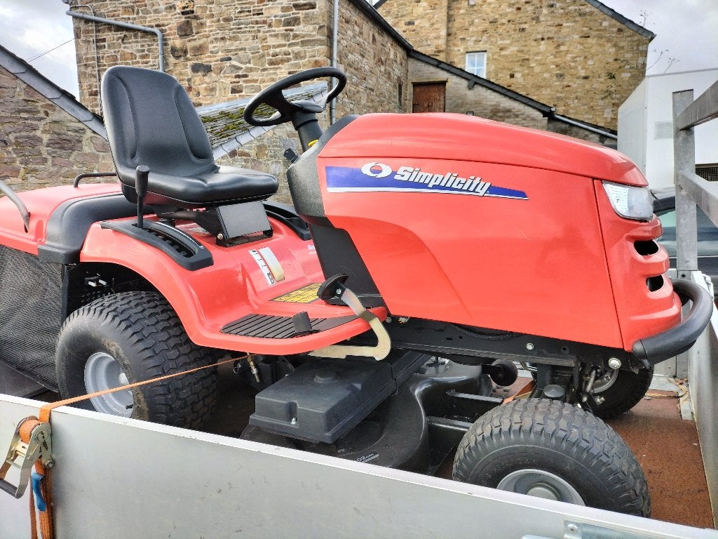 Tracteur tondeuse Simplicity, Jardin & Terrasse, Briggs & Stratton, Comme neuf, Enlèvement, 90 à 120 cm
