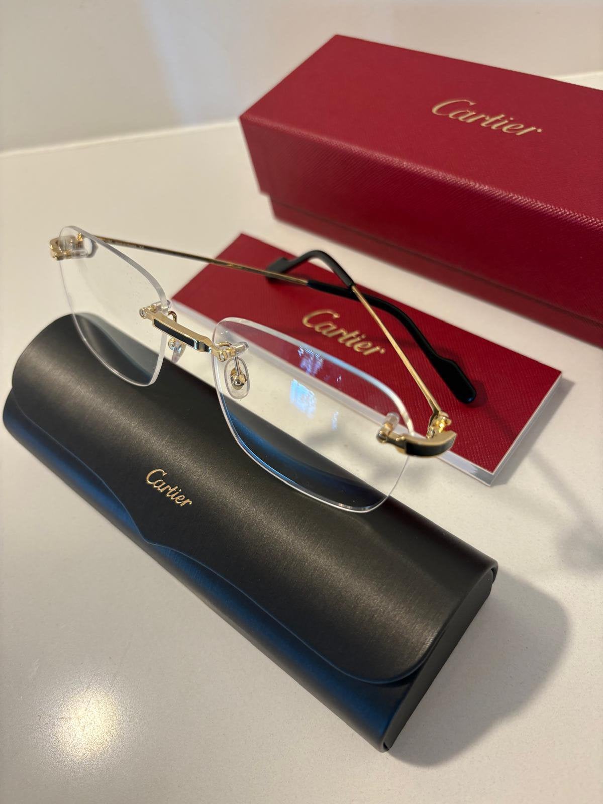 Cartier zonnebril nieuw in demoglas, Handtassen en Accessoires, Overige merken, Zonnebril, Overige kleuren, Nieuw