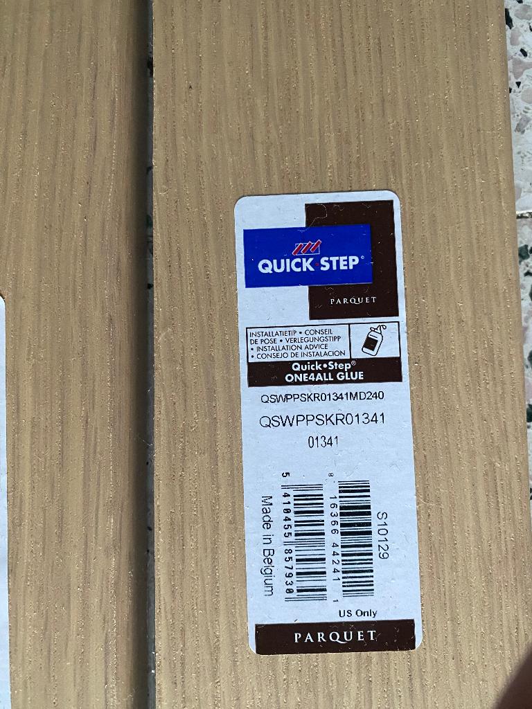 Quickstep parket en plinten, Ophalen, Nieuw, Plinten