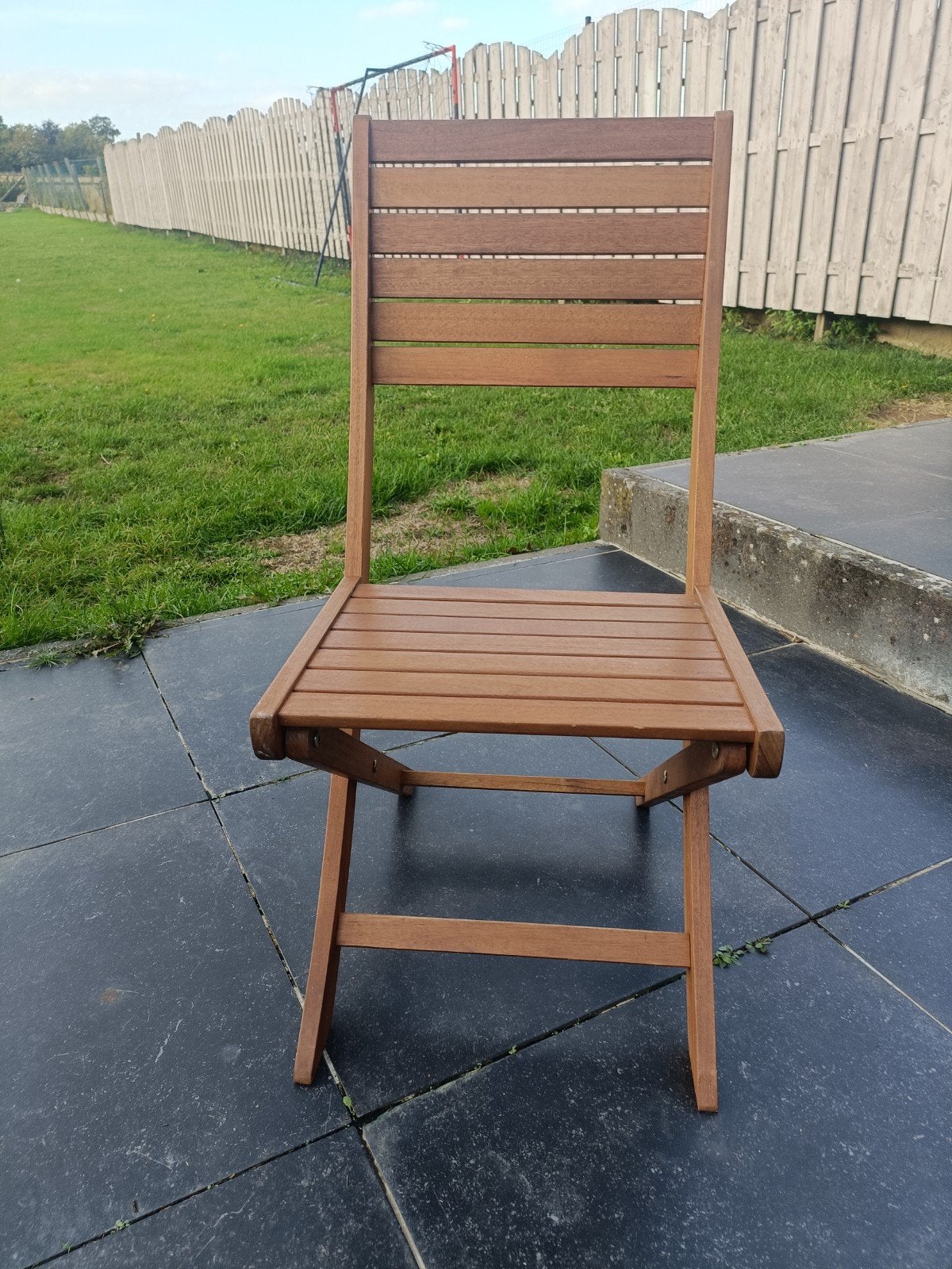 5 teakhouten stoelen in goede staat te koop, Enlèvement, Utilisé, Bois, Pliant