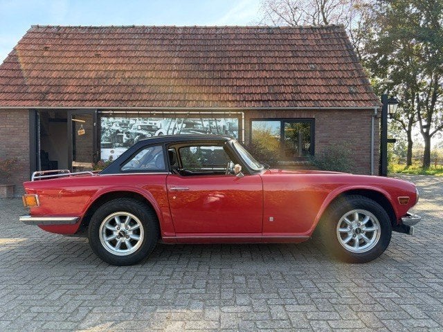 Triumph Tr6, Overdrive, PI, 150 CV, CKD belge, Boîte manuelle, Noir, 2 portes, 6 cylindres