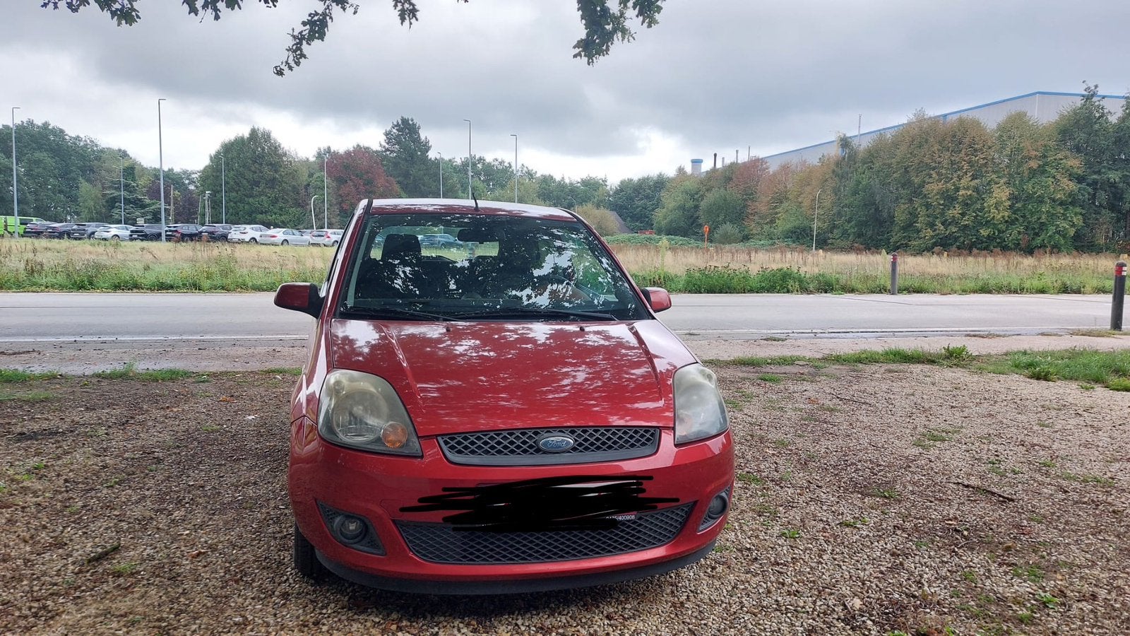 Ford Fiësta slechts 54000 km en gekeurd., Stof, 4 cilinders, https://public.car-pass.be/verify/3783-4447-5389, 1117 kg