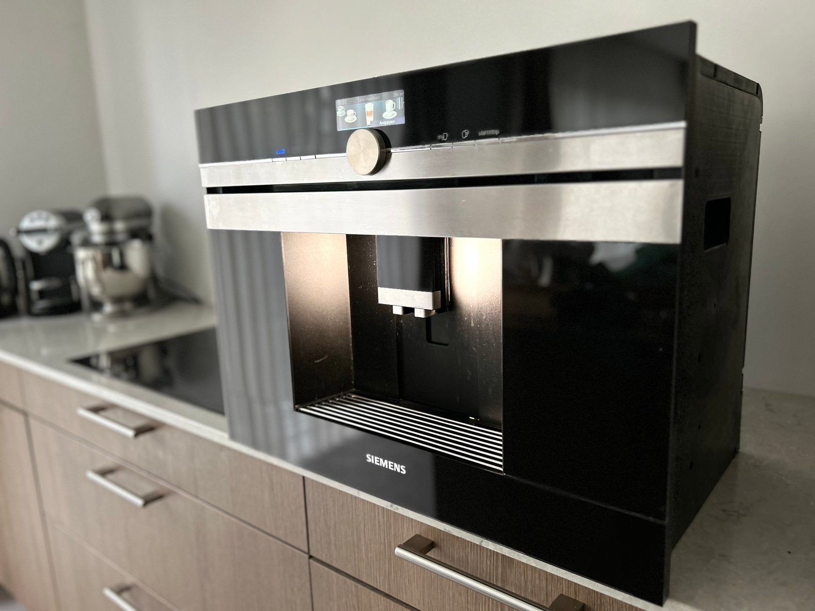 Siemens Inbouw Espressomachine & Melkfunctie in Nieuwstaat, Ophalen of Verzenden, Zo goed als nieuw, Afneembaar waterreservoir