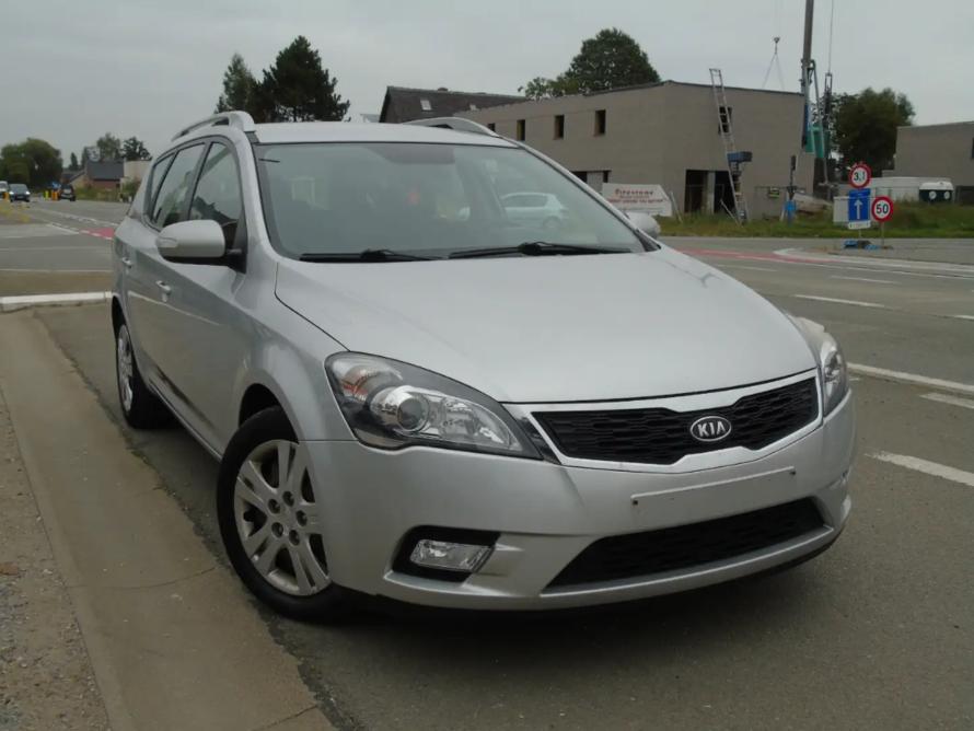 Kia Ceed Sw 1.6 CRDI *08/2011 *Digitale Airco * EURO 5, Autos, Kia, Air conditionné, Achat, Entreprise, Noir
