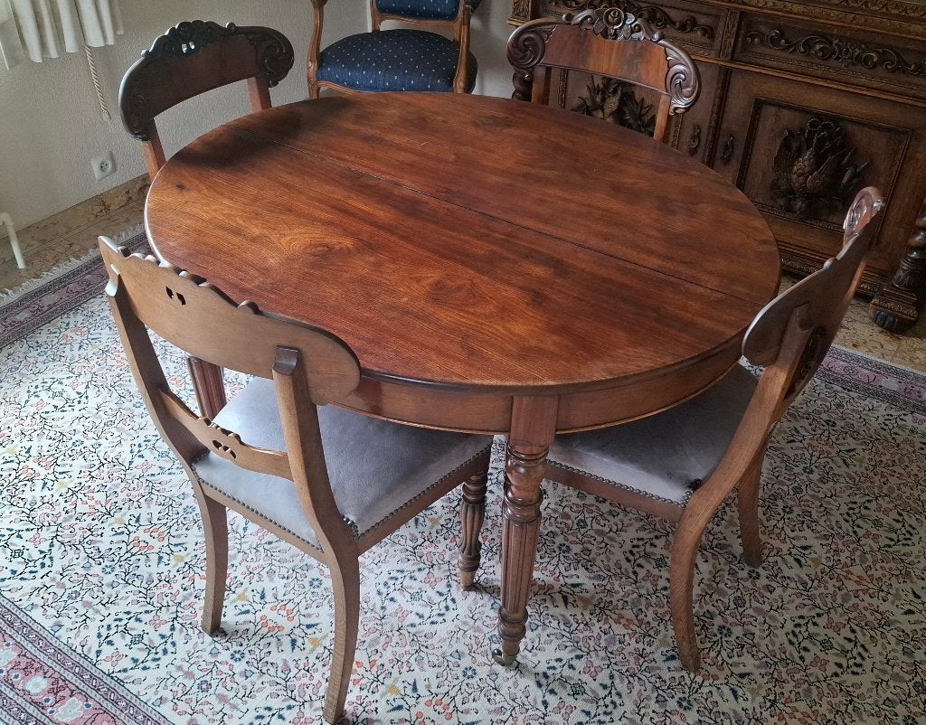 Tables et chaises, Enlèvement, Utilisé