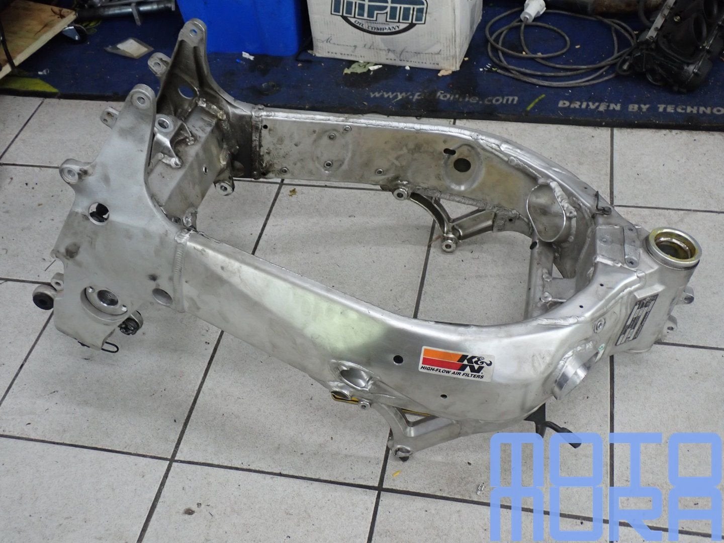 Frame met NL kenteken voor de Suzuki GSXR 750 SRAD 1996 2000, Motoren, Ophalen, -, -, -