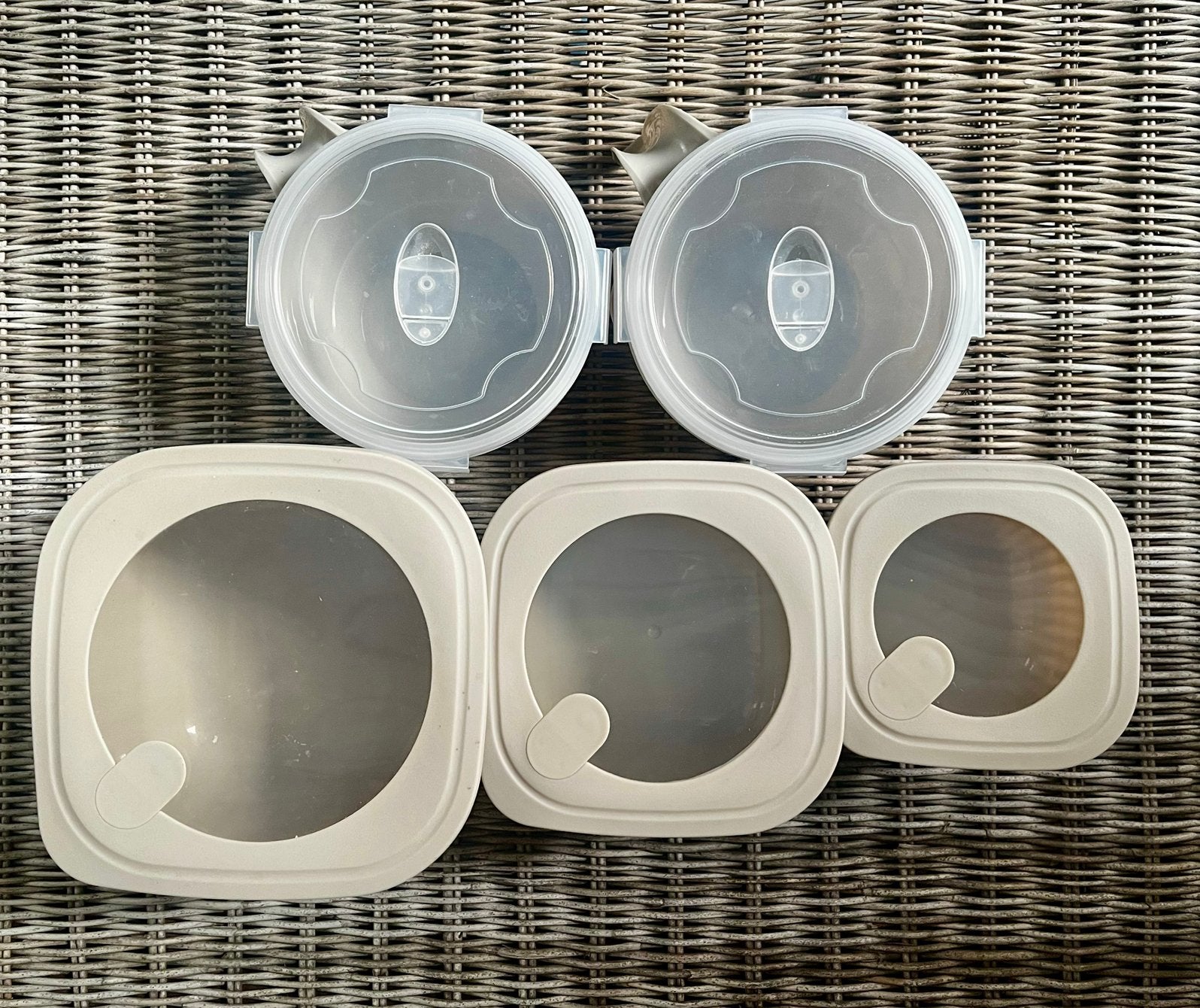 5 contenants pour aliments frais, plastique, beige, Neuf, Enlèvement ou Envoi, Autres couleurs, Boîte de conservation