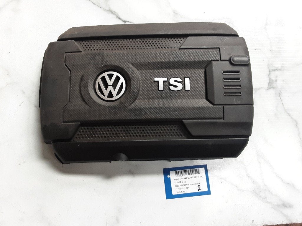 CACHE MOTEUR Volkswagen CC (358) (06K103925AP), Volkswagen, Mevr. I. Hauben, Utilisé, Rue de l'Espoir 34 34
4030  GRIVEGNÉE, BE