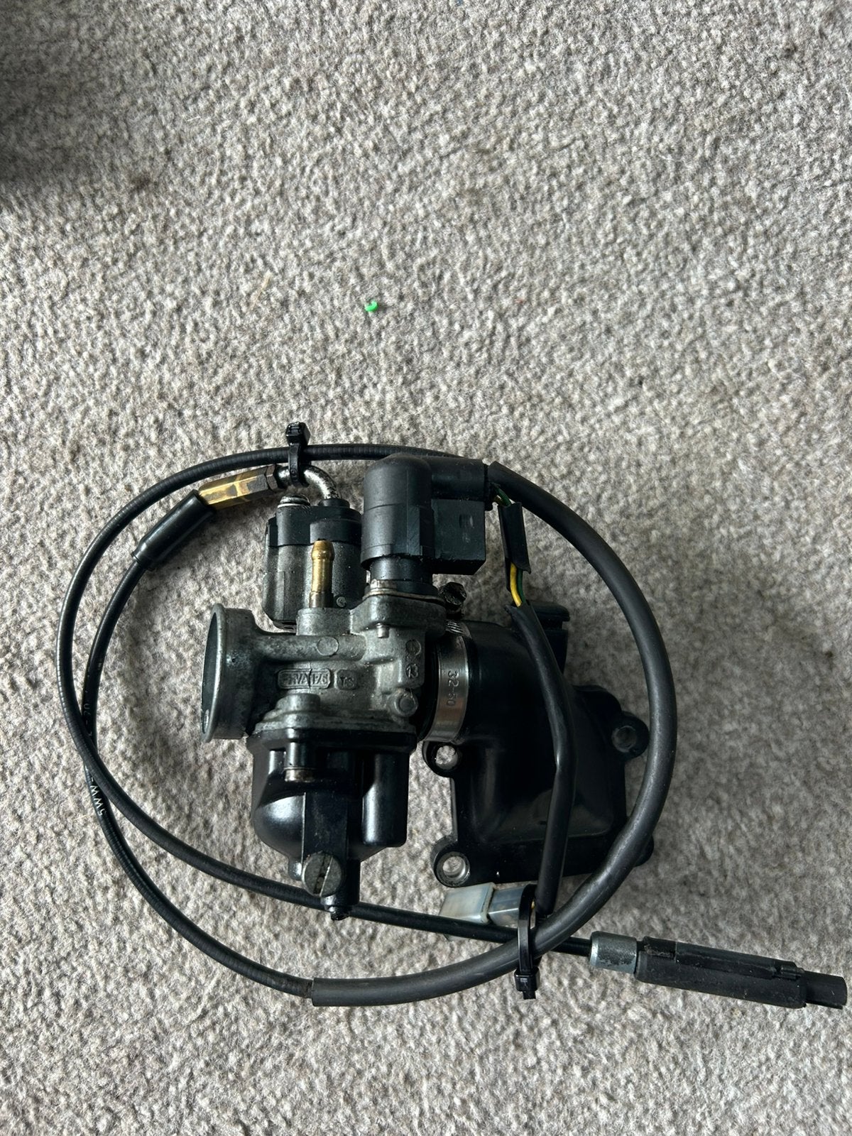 MBK Booster Dellorto carburator 17.5mm, Fietsen en Brommers, Ophalen of Verzenden, Gebruikt, Carburateur