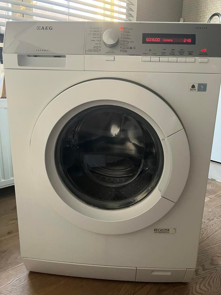 Wasmachine AEG 8 kg 1600 toeren, Elektronische apparatuur, Ophalen, Gebruikt