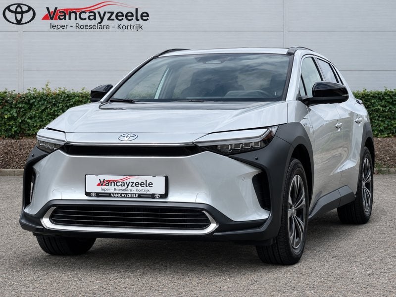 Toyota bZ4X Executive+360cam+nav+sens V&A, Auto's, Automaat, Zwart, Overige kleuren, Elektrisch