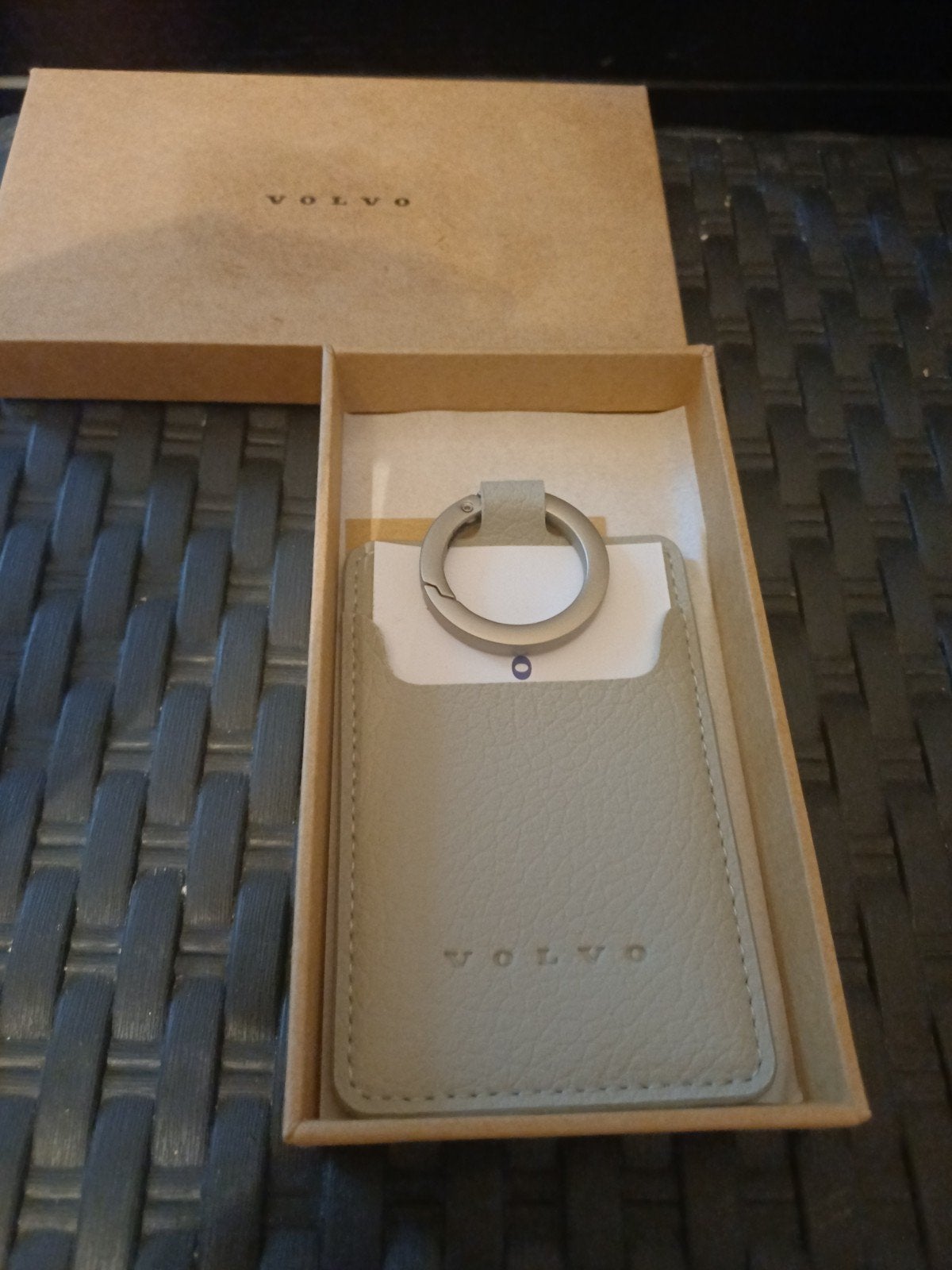 Porte-clés / Étui Carte-Clé Cuir Officiel Volvo, Particulier, Achat, Autres modèles