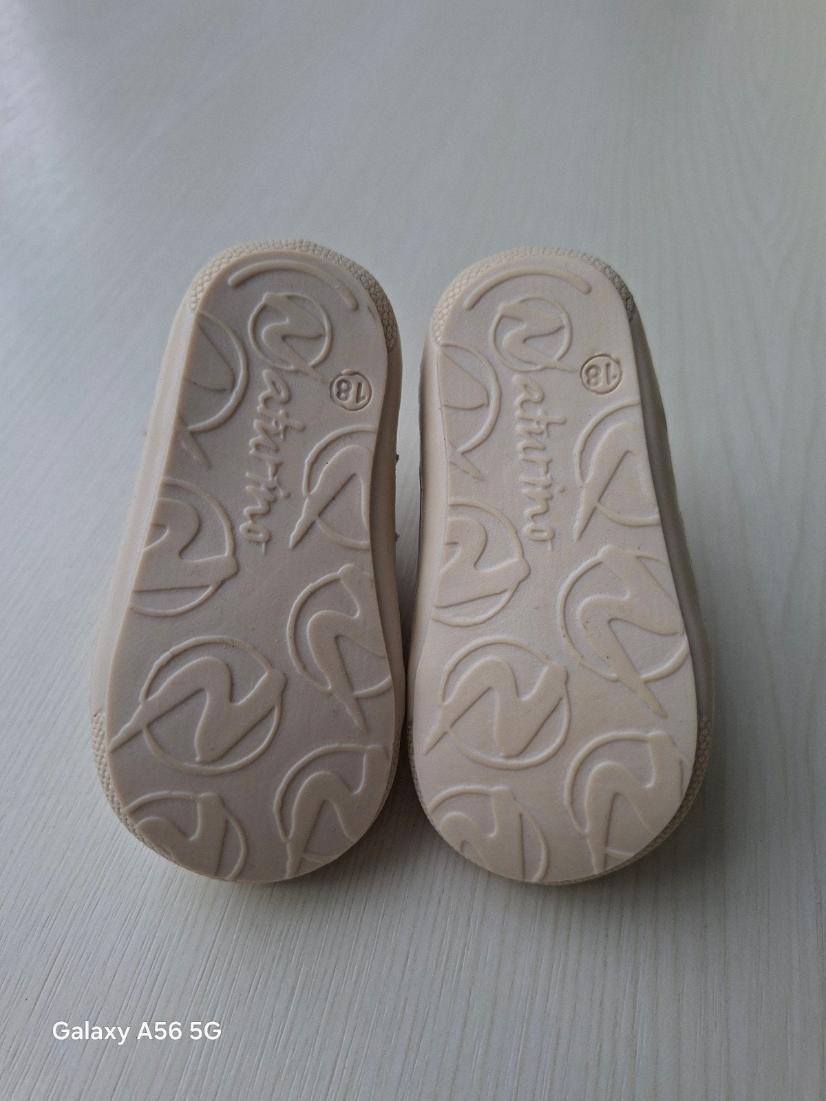 Nieuwe kruip, loop babyschoentjes van Naturino, Ophalen, Schoentjes, Meisje, Nieuw