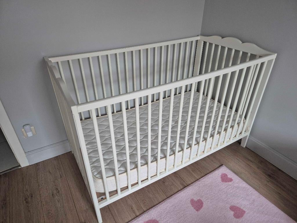 Babybed met matras, Enlèvement, Utilisé, Lit