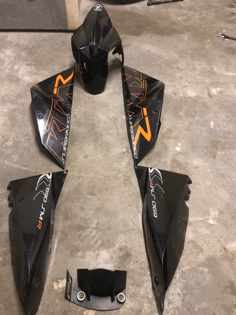 TE KOOP: ALLE ONDERDELEN KTM 690 SM R 2007, Particulier, 1 cilinder, Minimaal motorrijbewijs A1, SuperMoto
