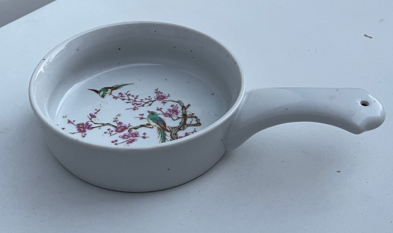 Casserole vintage en porcelaine - Fabrique en Corée, Enlèvement ou Envoi, Utilisé, Pierre/céramique