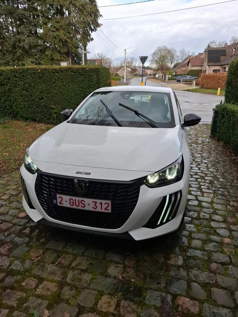 Peugeot 208 2025, Particulier, Achat