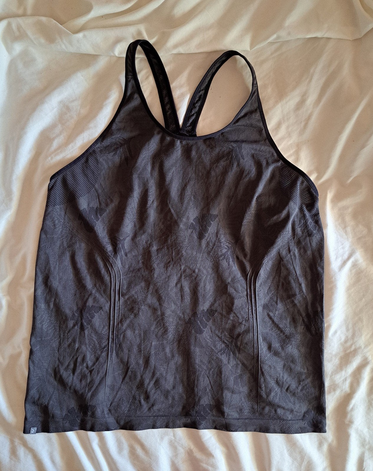 Sport topje van Decathlon maat XL, Kleding | Dames, Sportkleding, Verzenden, Maat 46/48 (XL) of groter, Nieuw, Fitness of Aerobics