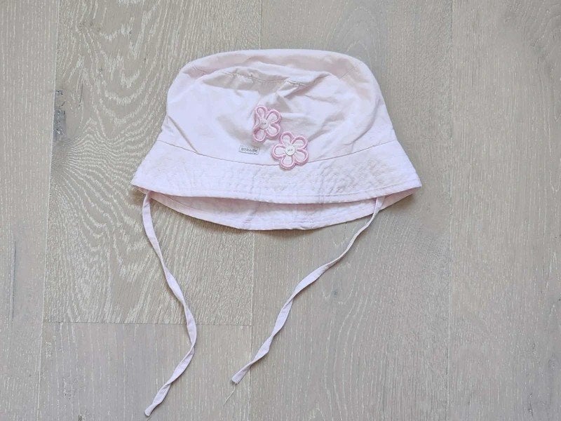 Strass hoedje, Enfants & Bébés, Vêtements de bébé | Casquettes & Chapeaux, Taille 80, Glamorous by strass, Enlèvement ou Envoi