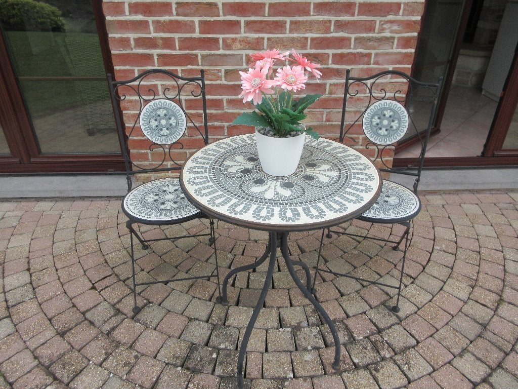 TABLE + 2 CHAISES EXTERIEUR, Jardin & Terrasse, Enlèvement, Comme neuf, Rond, Autres matériaux