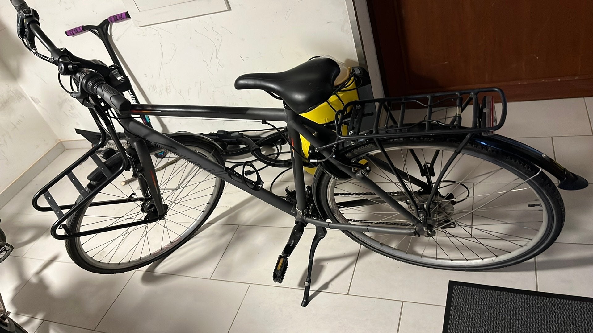 Fijne herenfiets met versnellingen, licht en slot, Fietsen en Brommers, Ophalen, Gebruikt, Overige merken, Versnellingen