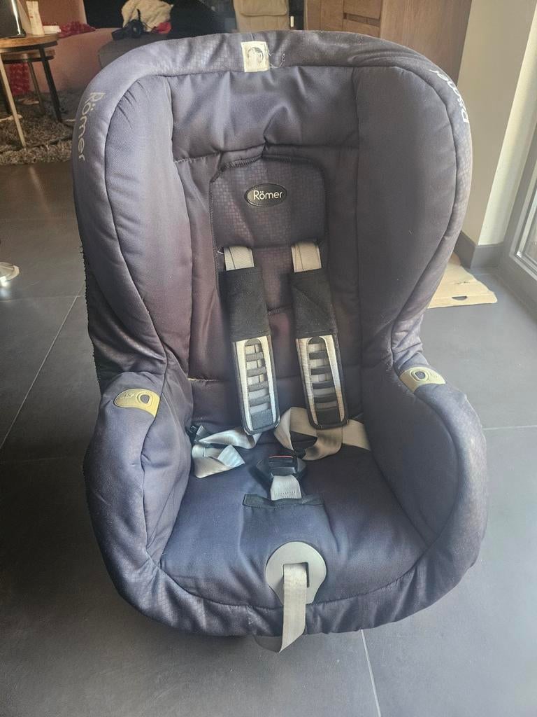 Römer autostoel isofix, Kinderen en Baby's, Autostoeltjes, Ophalen, Romer, Autogordel of Isofix, 9 t/m 18 kg