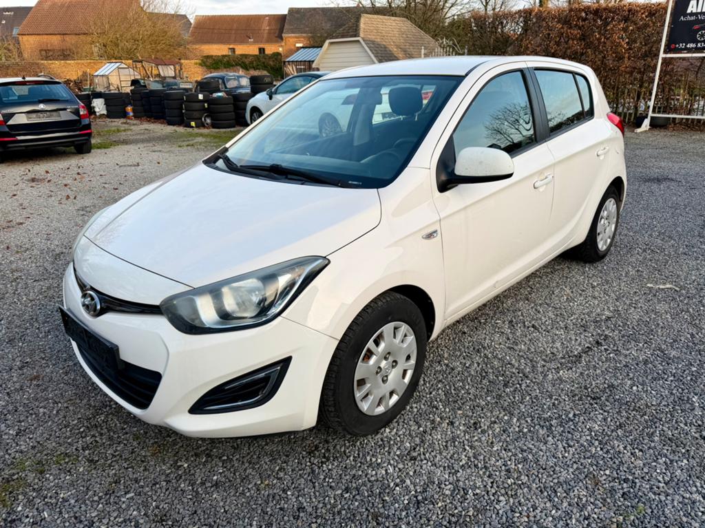 HYNDAI 120. 1.1 DIESELS 55.KW. EURO 5. AIRCO, Auto's, Hyundai, Euro 5, Wit, Bedrijf, Dealer onderhouden