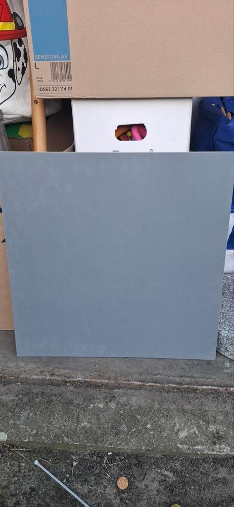 plafond suspendu de 23m2, Bricolage & Construction, Enlèvement, Neuf, Autres types