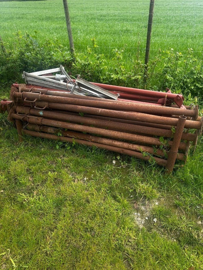 Gemengd pakket bouwschoren / stutten / duw-trek schoren, Enlèvement, Utilisé, Autres types