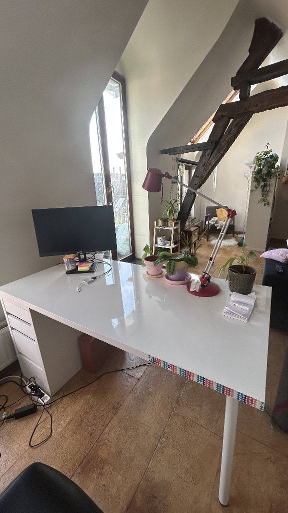 IKEA bureau wit – 150 x 75 cm + bureaustoel & lamp, Gebruikt, 150 cm, Hout, IKEA