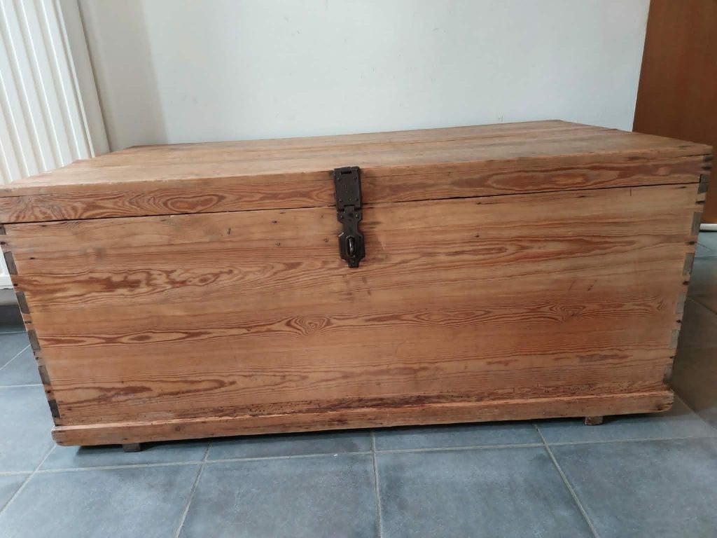 Grand coffre en bois clair, 100 à 150 cm, Enlèvement, Utilisé, 50 à 75 cm