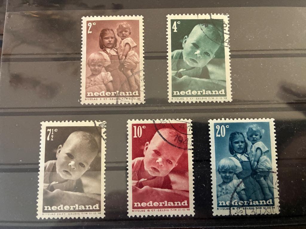 NEDERLAND NVPH 495/99 GESTEMPELD CW 3€, Timbres & Monnaies, Timbres | Pays-Bas, Envoi, Après 1940, Affranchi