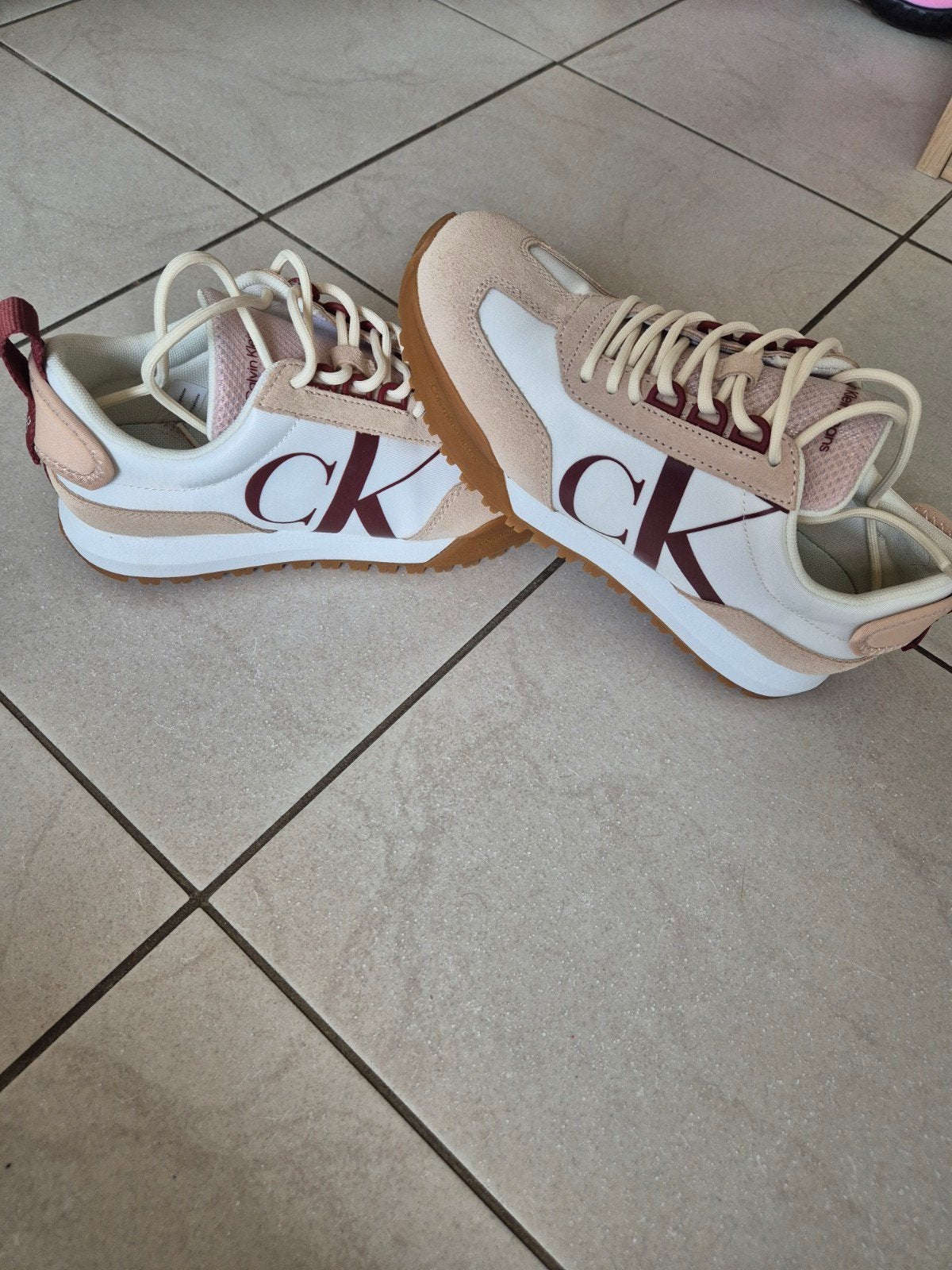 Nieuwe Calvin Klein sneakers maat 37, Ophalen, Beige, Nieuw, Sneakers