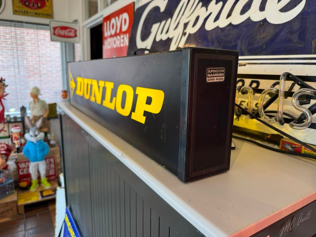 DUNLOP banden oude reclame lichtbak, Verzamelen, Ophalen, Gebruikt, Lichtbak of (neon) lamp