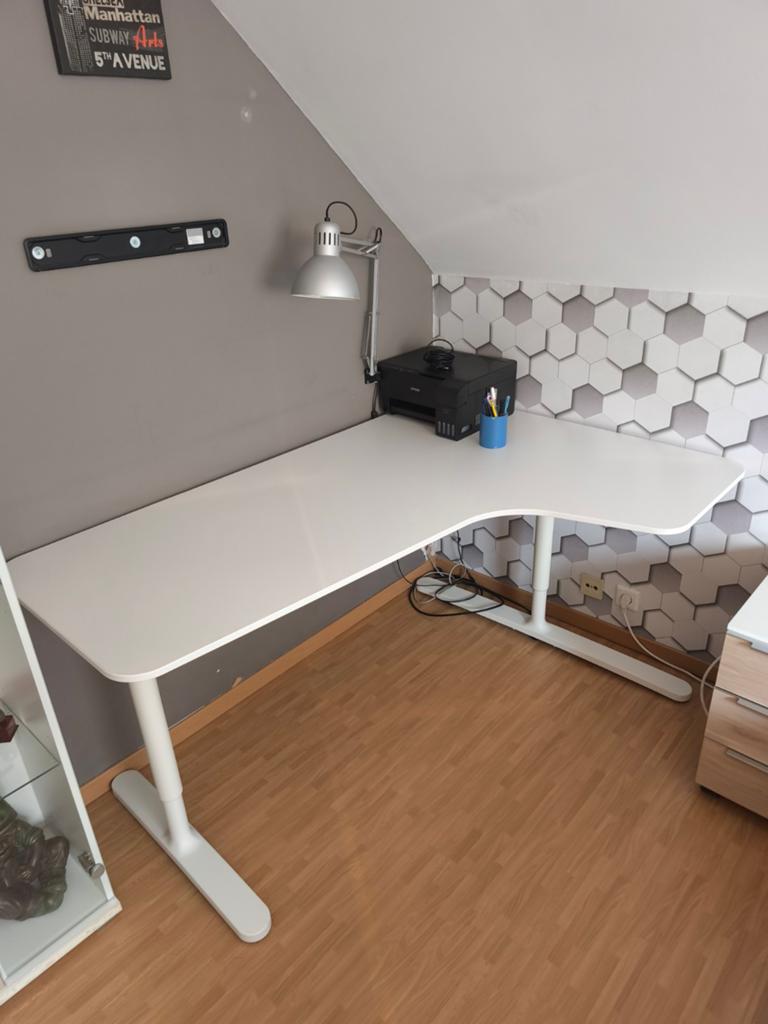 Mooi bureau, Ophalen, Hoekbureau, Zo goed als nieuw, Wit