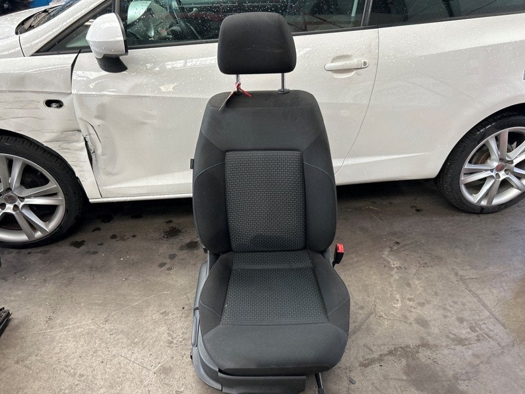 SIEGE AVANT DROIT ( PASSAGER ) Volkswagen Polo V (6R), Volkswagen, Volkswagen AG, Utilisé, Kundenbetreuung@volkswagen.de
