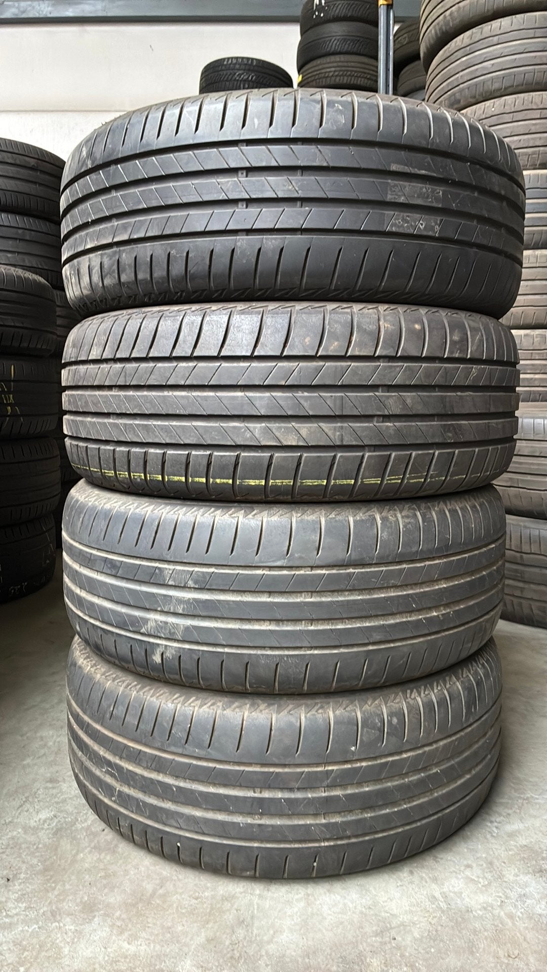 2255018 225/50/18 225/50/R18 zomerbanden merk Bridgestone, Kleding | Dames, Ophalen