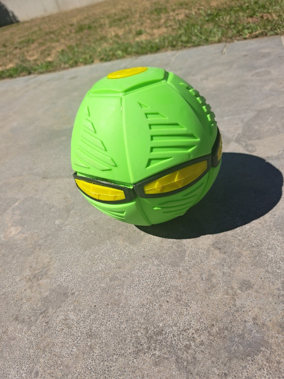 UFO Vliegende Schijf Bal / Magische Transformer Bal – Groen, Enlèvement ou Envoi, Utilisé