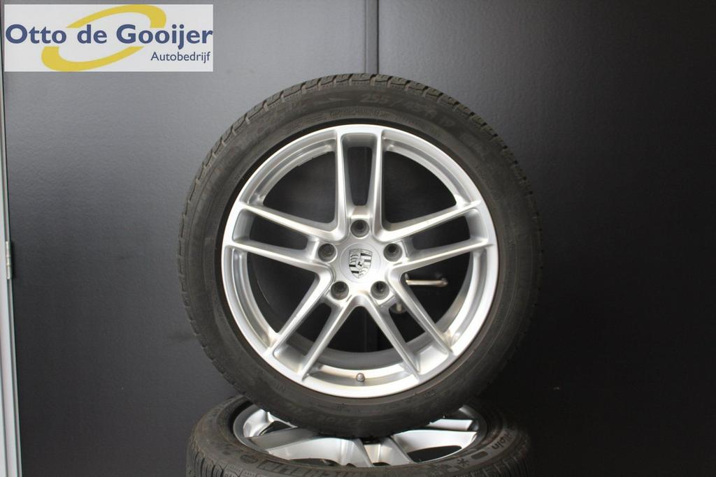 Originele Porsche Panamera 970 Velgen 19 Inch Winterbanden, Auto-onderdelen, 19 inch, Gebruikt, 255 mm, -