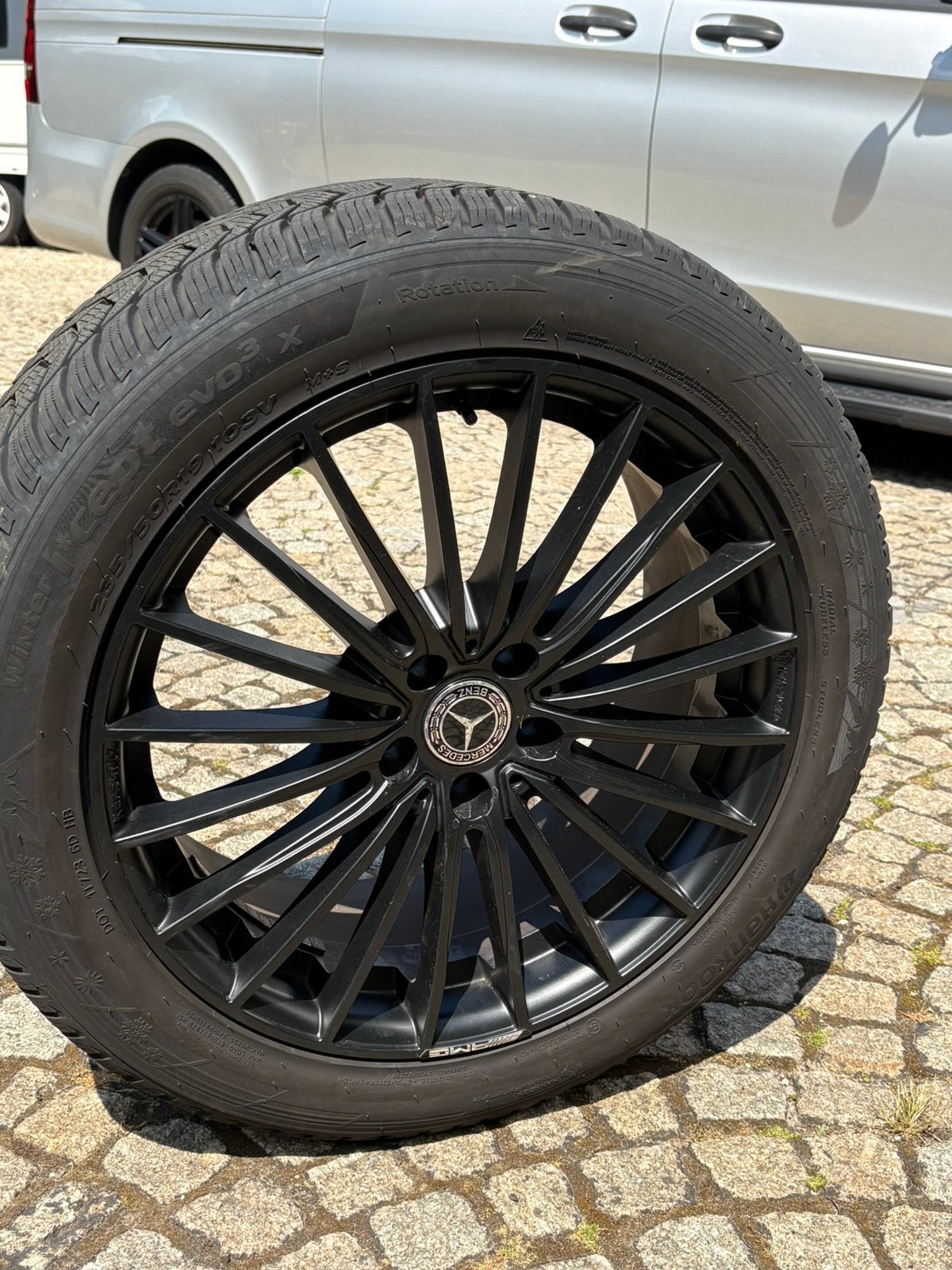 Winterbanden Mercedes EQE / AMG 19 inch 2023, Autos : Pièces & Accessoires, Pneus & Jantes, Jante(s), Pneus hiver, Enlèvement