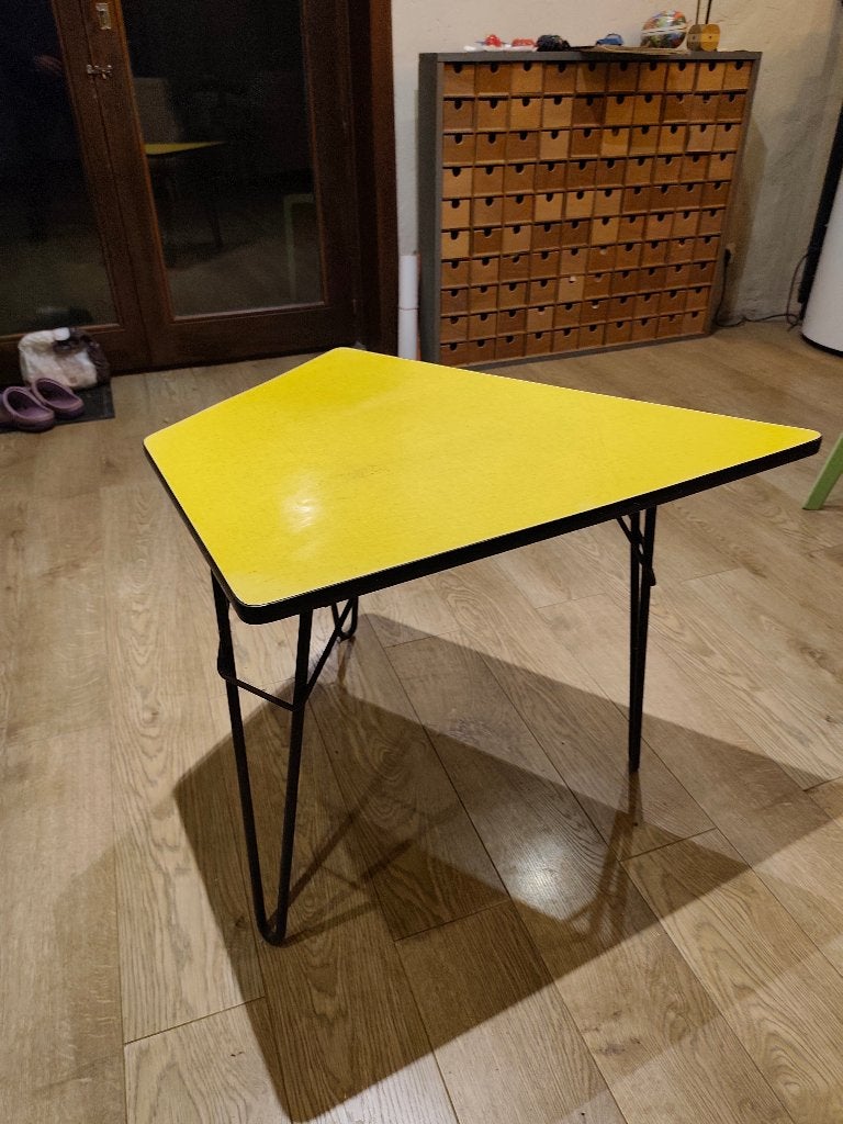 Table d art années 50 T2 Tangram, Hout, 53 cm, Tafel, Geel