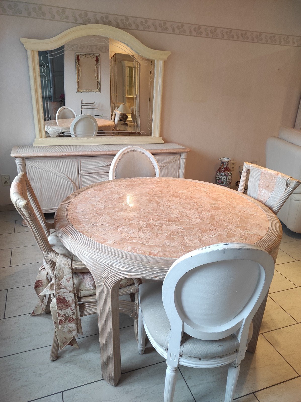 tafel, stoelen, dressoir en spiegel, Maison & Meubles, Enlèvement