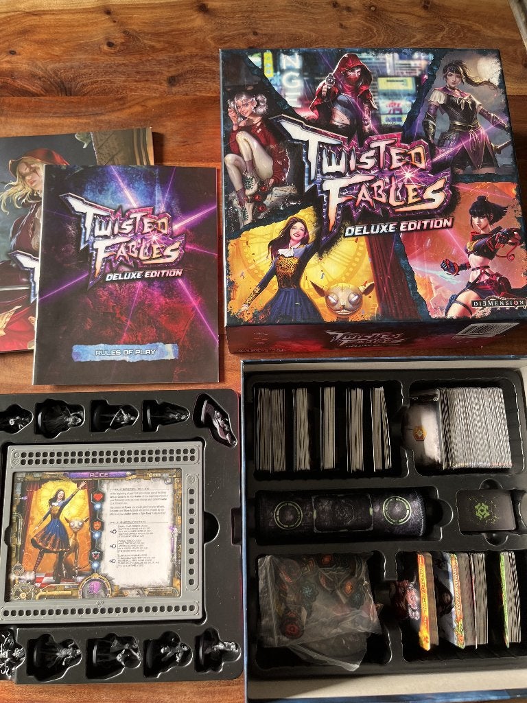 Twisted Fables: Deluxe Edition (Kickstarter), Hobby en Vrije tijd, Gezelschapsspellen | Bordspellen, Een of twee spelers, Ophalen of Verzenden