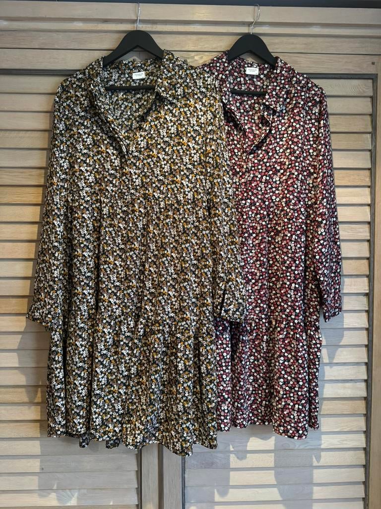 Kleedjes Jacqueline young maat 42 nieuwstaat €15/stuk, Enlèvement ou Envoi, Comme neuf, Taille 42/44 (L)